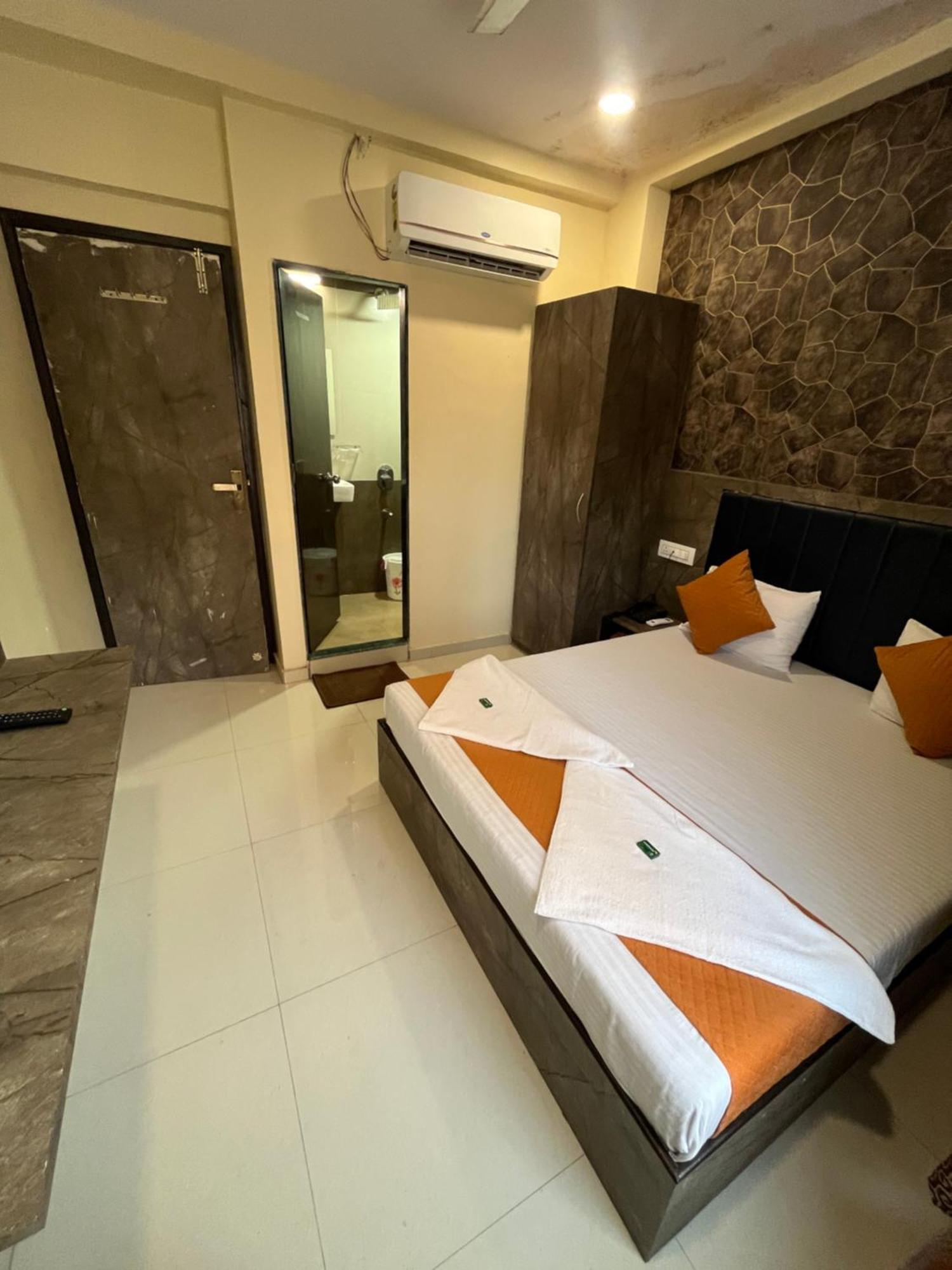 מומביי Hotel Grand Bella מראה חיצוני תמונה