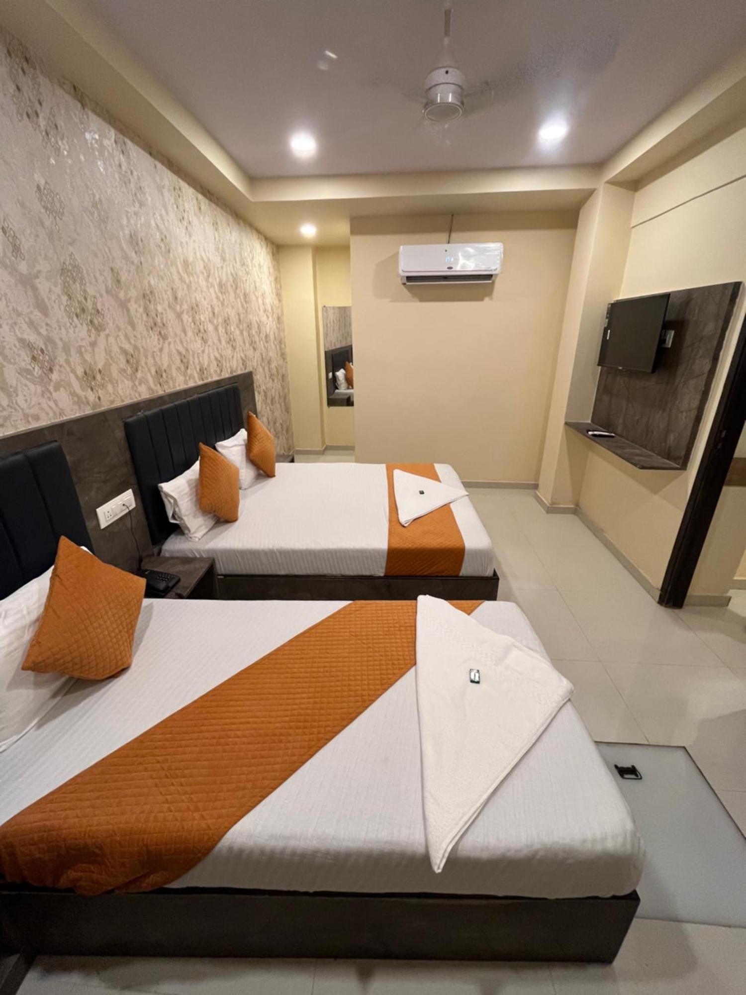 מומביי Hotel Grand Bella מראה חיצוני תמונה
